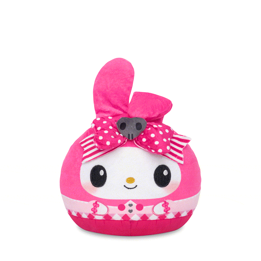 Anniversary My Melody & Kuromi 6" Reversible Plushie (Pink + Black)